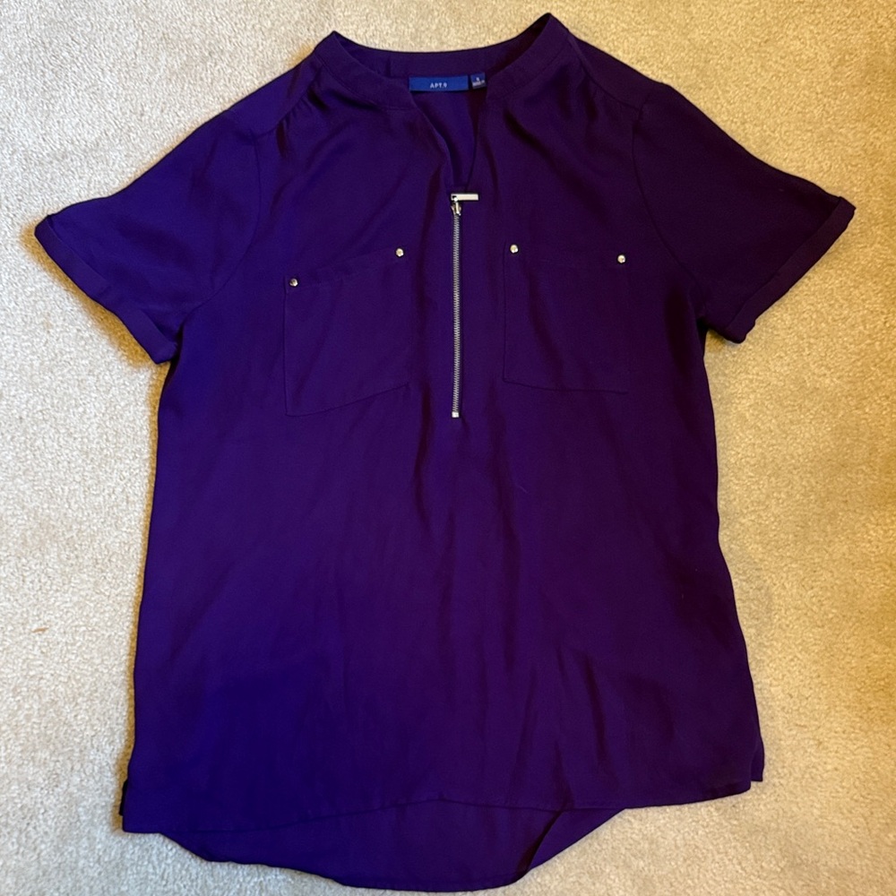 Apt. 9 Purple Casual Button Down Shirt with Modern Design